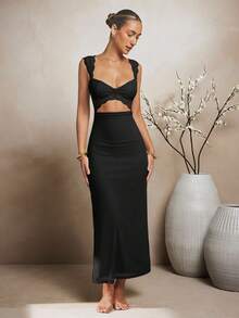 L'Amorae Elegant Lace Mesh Cut Out Sleeveless Maxi Dress - Black - View 5