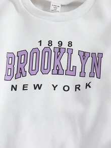 SHEIN Girls Brooklyn Print Thermal Lined Crew Neck Long Sleeve Sweatshirt Set - Multicolor - View 3