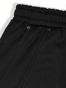 Manfinity EMRG 男士宽松休闲运动裤、阔腿裤、运动裤、慢跑裤、宽松百搭街头风格慢跑裤，适合街头服饰、休闲日常穿着、周末出游、音乐节、社交聚会等。这款裤子是男士衣橱中必备的百搭单品，是送给男朋友或丈夫的绝佳礼物。超大号运动裤 男士宽版运动裤 Pro Club 运动裤 灰色宽松运动裤 - 彩色 - 查看 5