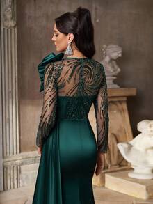 Aureia Thanh lịch, Sang trọng, Trang nghiêm, Sang trọng, Xanh ngọc lục bảo, Vải sequin, Vải satin chắp vá, Tay dài, Viền đuôi cá, Đuôi tàu, Thích hợp cho kỳ nghỉ, Đám cưới, Tiệc độc thân, Vũ hội trang trọng, Váy dạ hội - Màu xanh lá cây đậm - Xem 9