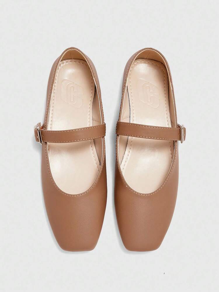 CUCCOO BIZCHIC Femmes Chaussures plates à bout carré kaki avec sangle et boucle, chaussures plates confortables et casual de style "Babies" à porter avec des robes
