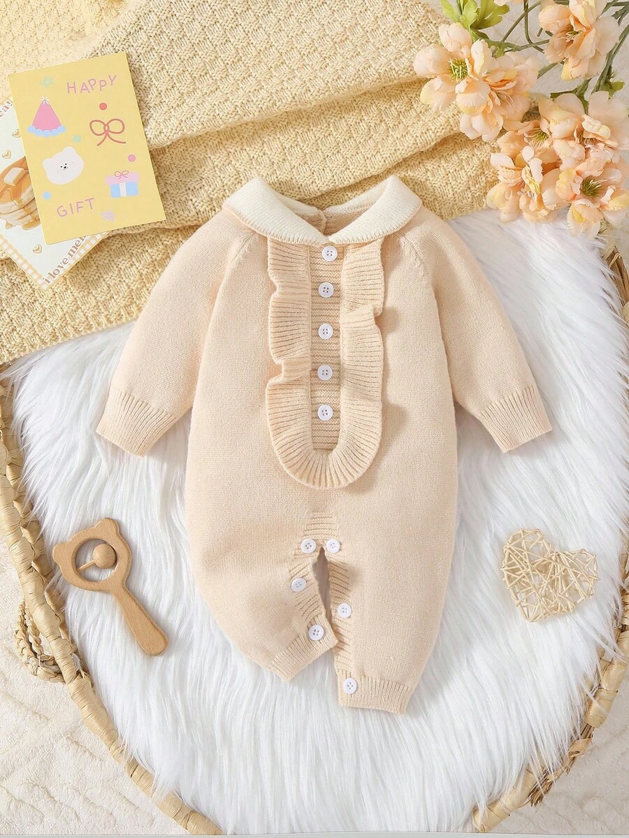 SHEIN Vintaside Kids 女婴针织高领长袖连体衣,秋冬舒适,米色,百搭日常穿着,可爱的荷叶边领口设计,优雅时尚,适合居家、外出、旅行、上学、托儿所 - 杏色 - 查看 1