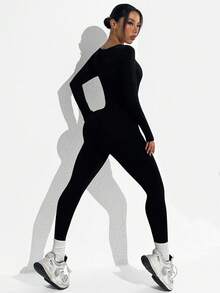 Easithlete Seamless Sports Yoga Long Sleeve Cropped Jumpsuit, Vertical Stripe Texture, Arched Collar, High Waist Slimming & Lifting, Fitness Yoga Sports Running, Fashionable & Versatile - Black - View 2