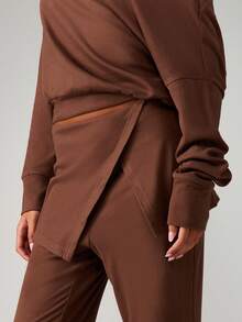 MISSGUIDED Off Shoulder Long Sleeve Top Bell Bottom Pants Two Piece Lounge Set Fall Winter Cozy Casual Elegant Loose Fit Coordinated Outfit - Brown - View 3