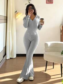 SHEIN PETITE 2 件套女式休闲连帽运动衫，带口袋和罗纹喇叭裤套装，适合日常穿着，秋冬 - 淺灰色 - 查看 7