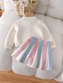 SHEIN Playful Pals Set de 2 piese pentru fetițe, stil visător și drăguț, cu guler Peter Pan în culori contrastante și design cu buzunare, asortat cu o fustă cu dungi roz și albastre, potrivit pentru grădiniță, joacă în aer liber, fotografie, purtare zilnică, adorabil și fermecător. - Multicolor - Vizualizare 2