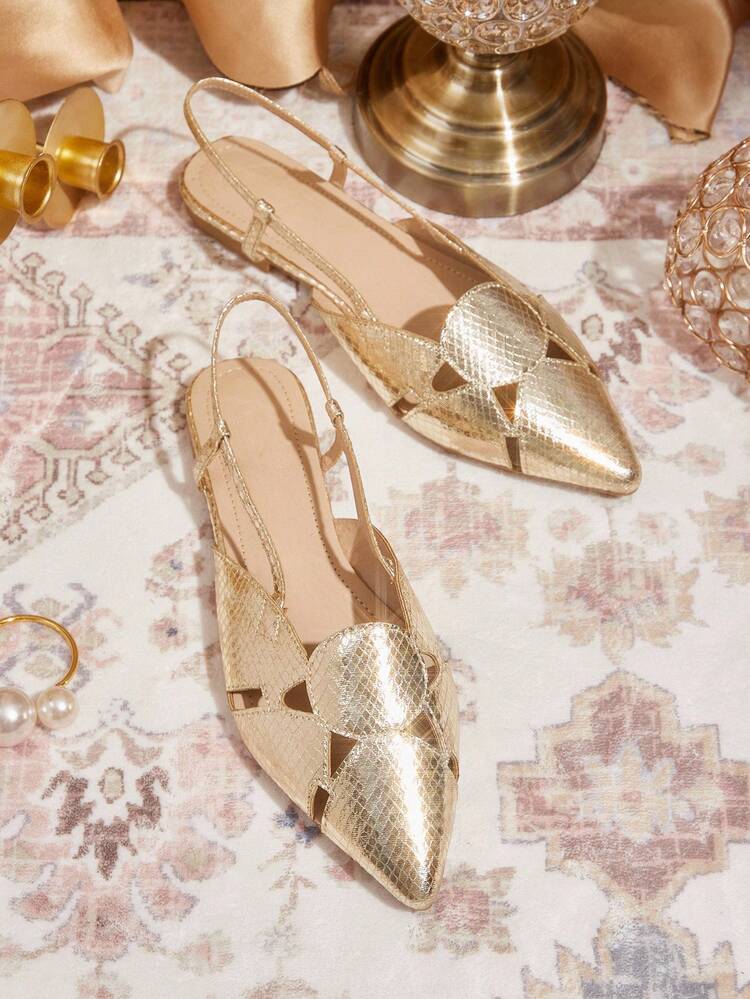 CUCCOO TILAWA Vintage Hollow-Out Pointed Toe Flat Sandals, Elegant British Style Women Shoes For Christmas