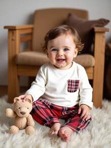 SHEIN Playful Pals Conjunto de bebé niño con top de manga larga de cuello redondo gris y pantalones a cuadros oscuros, estilo minimalista y silueta limpia, adecuado para uso al aire libre, compras y uso casual, primavera/otoño