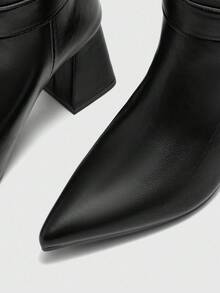 CUCCOO BIZCHIC Botas altas de tacón grueso y puntera puntiaguda de color negro para mujer, versátiles para ir al trabajo, uso diario, compras, fiestas, otoño/invierno - Negro - Ver 7