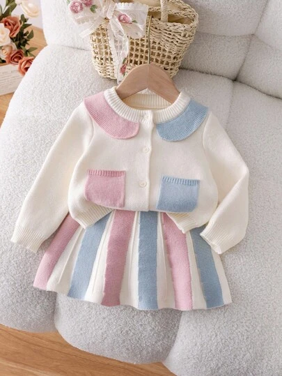 SHEIN Playful Pals 梦幻可爱风格幼儿女童两件套，撞色彼得潘领和口袋设计，搭配粉色和蓝色条纹裙，适合幼儿园、户外玩耍、摄影、日常穿着，可爱迷人