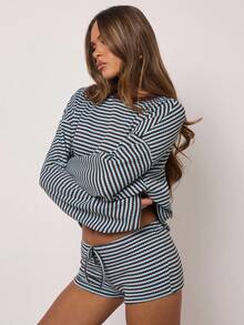 SHEIN BAE 女士休闲日常通勤棕蓝条纹打结腰带短裤，适合校园、日常出行、简约风格、圣诞节短裤、条纹短裤、感恩节女装、秋季女装、休闲女装