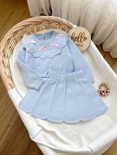 SHEIN Lässiger, süßer, rosa Strickpullover mit Schleife und Strickrock für Babys, weich und bequem, geeignet für den Alltag, Ausflüge, Reisen, Urlaub, Zuhause, Kindertagesstätte und zum Spielen für Babys. Winter, Weihnachten, Halloween, Strickjacke für Kleinkinder, Herbstpullover, Oberteile, Kleider, Weihnachtspullover, gemütliche Pixies, Weihnachtsoutfit für Halloween, Herbstkleid für Neugeborene, Halloween-Strampler, Halloween-Pullover, Strickjacken, Hemden, weißer Cardigan, Clean Downtown, schulterfreier Pullover, Outfit-Sets, rosa Pullover, Jacke, süße Herbst-Outfits, Outfits, Top, Maija, Weihnachtskleid für Kleinkinder, dunkelvioletter Rock, Weihnachtspullover, Herbstpullover, Unisex, weißer Pullover, Weste, Rock-Sets