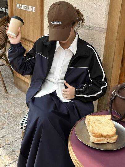 青少年女孩休闲运动风格双色对比滚边条纹带侧高领拉链夹克，适合度假、夏季、旅行