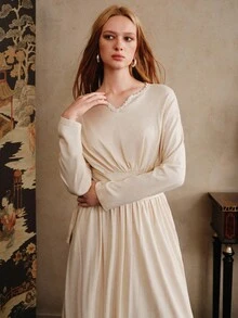 Aveloria Ensemble 2 pièces femme, Top tricoté épaules dénudées à taille cintrée, style vintage chic et élégant pour le travail. Style rétro, automne. Tenue de professeur, Top beige avec jupe