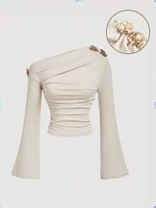 SHEIN MOD Áo thun nữ tay loe xếp nếp vai chéo màu mơ thanh lịch, họa tiết kim loại, áo một tay hở vai, áo thanh lịch, áo cổ lọ, áo có tay - Màu be - Xem 4