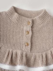 PrepCrw 2pcs Young Girls Elegant Urban Versatile White Trim Ruffle Collar Loose Fit Sweatshirt And Khaki Side Panel White Pants Set, Suitable For Casual Outings, Gatherings, Holidays, Autumn And Winter Young Girl Pant Set Girls Pant Suit Flare Pants Set Kids Girl S Spring And Autumn Suit - Khaki - View 4