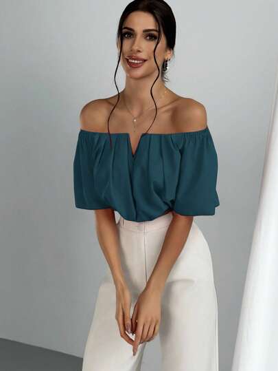 Aloruh Solid Off Shoulder V Bar Fold Pleated Crop Top