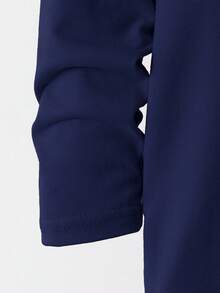 Sparklyn Camiseta de manga larga con cuello redondo y diseño de bloque de color para niños pequeños, con estilo deportivo, adecuada para primavera y otoño, actividades al aire  uso diario, se puede usar como camiseta interior o como prenda exterior, cómoda de llevar Tops de manga larga para niños