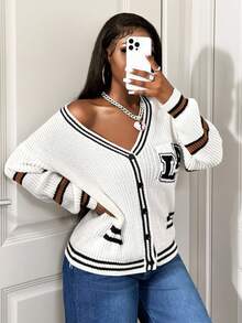 SHEIN BamGlam 女式超大 V 领开衫毛衣，长袖，宽松版型，黑色条纹边饰，仿口袋，提花字母设计，休闲日常穿着 - 白色 - 查看 5