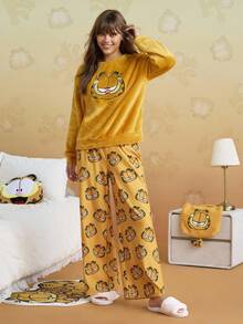 GARFIELD | SHEIN Women's Autumn/Winter Cat Embroidery Crew Neck Fuzzy Top And Pants Pajama Clothes Set, Autumn/Winter Warm Clothes Set Cute Sleep Wear Women, Fluffy, Cozy - Yellow - View 4