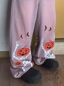 Manfinity Roghcode Men Button Up Denim Top & Pumpkin Print Jeans Co-Ords For Halloween, Fall Clothes