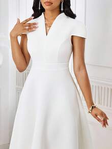 SHEIN Lady 女士纯色V领短袖优雅连衣裙，适合派对和聚会场合 - 黑色 - 查看 7