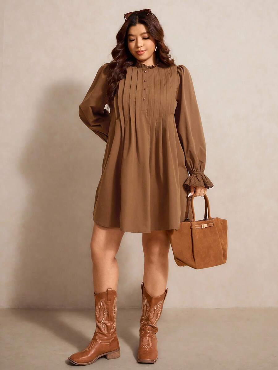 Elaquor 大码休闲浪漫蕾丝拼布褶皱 H 型女式短款连衣裙 - 棕色 - 查看 1