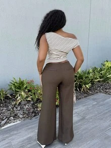 Alexandranx 春秋夏钩花棕色条纹露肩不规则上衣T恤适合日常休闲、外出、闺蜜聚会、下午茶、通勤休闲、沙滩度假、百搭场合 - 棕色 - 查看 3