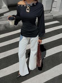 Siren Gaze 2025 Áo trễ vai tay dài cổ khoét lỗ kim loại thời trang thu đông tối giản dành cho nữ, tiên phong, phong cách sành điệu đô thị, trang phục nổi bật, tôn dáng, bắt mắt khi dự tiệc, thiết kế hiện đại, thời trang, áo đen - màu đen - Xem 5