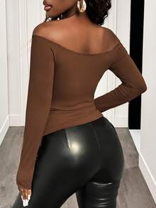 BamGleam Women's Off-Shoulder Hollow-Out Metal Decor Sexy T-Shirt