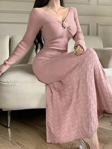 DAZY Robe fourreau à col V avec décor floral et garniture en dentelle, convient pour le Nouvel An, Noël, mariage, soirée de mode, robe de soirée, robe pull pour l'automne/hiver