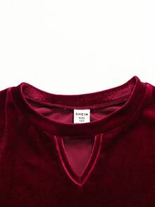 SHEIN 少女针织网纱撞色长袖优雅修身A字天鹅绒连衣裙，红色，适合圣诞节穿着。优雅天鹅绒甜心领褶皱喇叭袖收腰酒红色连衣裙，适合周末、休闲外出、毕业舞会、万圣节、圣诞节、新年等场合。天鹅绒连衣裙，长袖天鹅绒连衣裙，圣诞连衣裙，酒红色天鹅绒连衣裙 - 紅色 - 查看 6