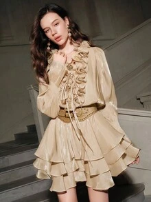 Anewsta Savoree 短款派对连衣裙，杏色荷叶边圣诞迷你裙，时尚优雅 - 杏色 - 查看 1