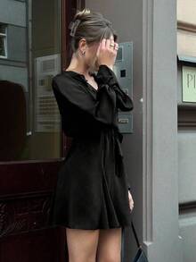 Pariaura Váy trơn cổ chữ V tối giản thanh lịch dành cho nữ - màu đen - Xem 4