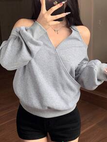 DAZY 女士宽松休闲水钻镂空露肩卫衣，保暖衬里，适合新年和圣诞节、秋冬季 - 灰色 - 查看 3