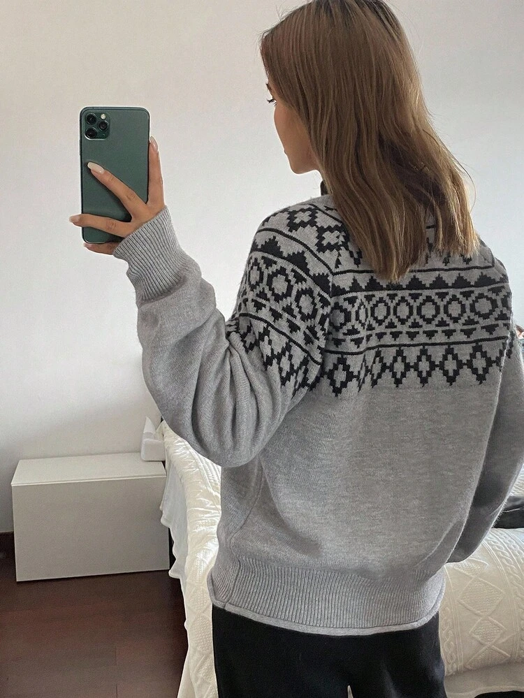Vintage Pattern Jacquard Loose Long Sleeve Crew Neck Casual Street Knit Cardigan For Women, Autumn/Winter
