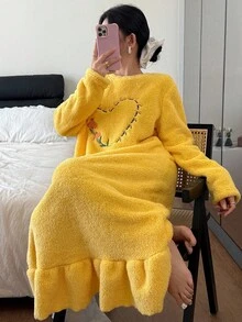 SHEIN Váy ngủ nữ thường ngày thêu hoa cúc và trái tim, viền xếp nếp sang trọng, váy ngủ Moo Moo màu vàng mềm mại, mùa đông, ấm áp - Màu vàng - Xem 5