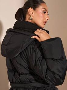 SHEIN BAE 大码女式纯色长袖口袋设计长款休闲连帽冬季夹克 - 黑色 - 查看 6