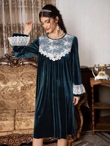 PalaceNights Côtesoire 女士圆领撞色蕾丝边天鹅绒长袖睡袍 - 墨綠色 - 查看 6