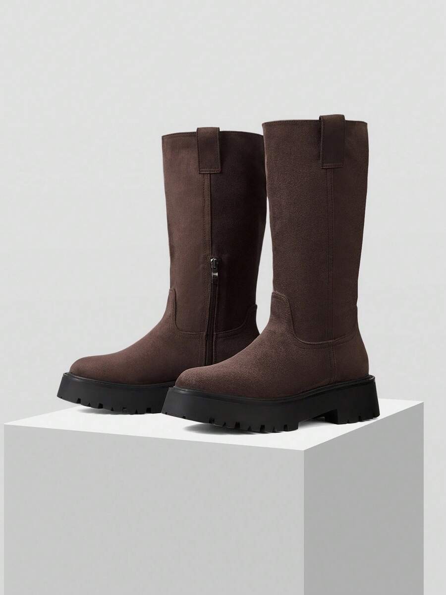 Minimalana botas marrom estilo britânico vintage de cano médio para mulheres, botas de motociclista, acabamento desgastado, efeito adelgaçante