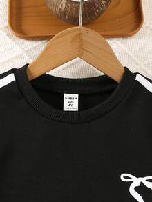 Genkimix Kids 2 件套紫色蝴蝶结运动衫和裤子套装，适合 4-7 岁小女孩，休闲运动套装，秋季 - 黑色 - 查看 4