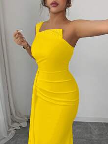 Rafferiza Women's Asymmetric Neck Beaded Ruched Waist Bodycon Dress - Yellow - View 6