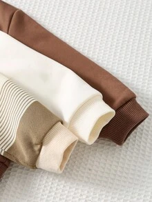 Cozy Pixies 3件套男婴/女婴字母印花柔软针织圆领长袖套头衫套装