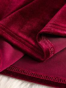 Tween Girls' Elegant Vintage Style Burgundy Long Sleeve Dress With Bowknot And Faux Pearl Decor, Round Neck, Waist Cinched, Suitable For Christmas, Halloween, Birthday, Spring/Autumn Christmas Cothing Burgundy Velvet Dress For Tween Girls Kids Long Sleeve Dress Tween Girl Elegant Dresses Velvet Kids Party Dress Burgundy Tween Girls Formal Wear Princess Halloween/Christmas Party Dresses For Vacation Autumn And Winter