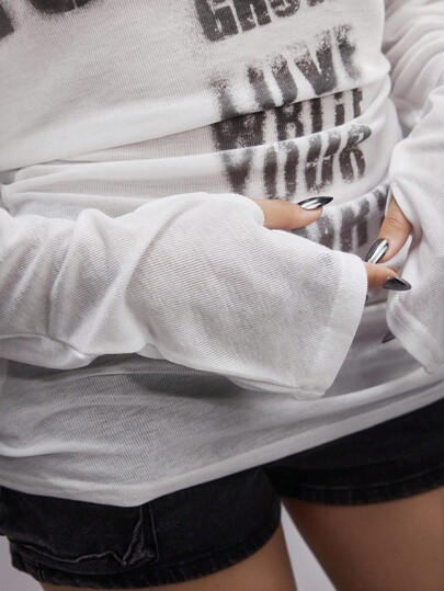 Grunge Punk قميص طويل الأكمام للنساء بطبعة صليب وحرف رومانسي بطراز بانك على الكتف