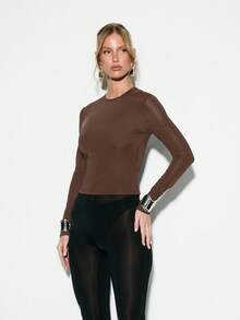KIZN Essential Long Sleeve Fitted Top Seamless Design Round Neck Form Fitting Casual Basic Layer Winter Fall Everyday Wear Minimal Style Versatile Basic - Chocolate Brown - View 6