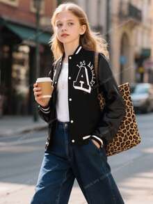 SHEIN 女童夹克外套，正面字母刺绣图案，黑色 PU 皮革袖子，黑白条纹袖口、下摆和衣领，适合秋冬季外出、散步、上学、通勤，可搭配长袖、毛衣、裤子