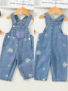 SHEIN Playful Pals 1pc Girls/Baby Girls Cute Fashion Blue Heart Denim Bib Pants Baby Girl Outfit Baby Girl Pants Baby Girl Overalls Fall Winter Baby Girl Denim Overalls Baby Girl Overalls Outfits Baby Girl Clothes Overalls Kawaii Jeans Fall Winter 90s Baby Girl Outfit Purple Outfits For Girls - Blue - View 2