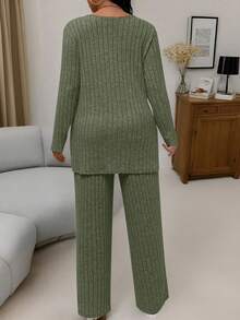 SHEIN LUNE Plus Size Women 2 Pieces Set, V-Neck Ribbed Long Sleeve T-Shirt And Casual Pants, Loose Fit, Autumn Fall Cloth For Women - Dark Green - View 2