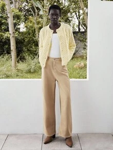 Lumivelle 2025 秋冬新款女装时尚麻花针织纽扣简约百搭开衫 - 黃色 - 查看 5